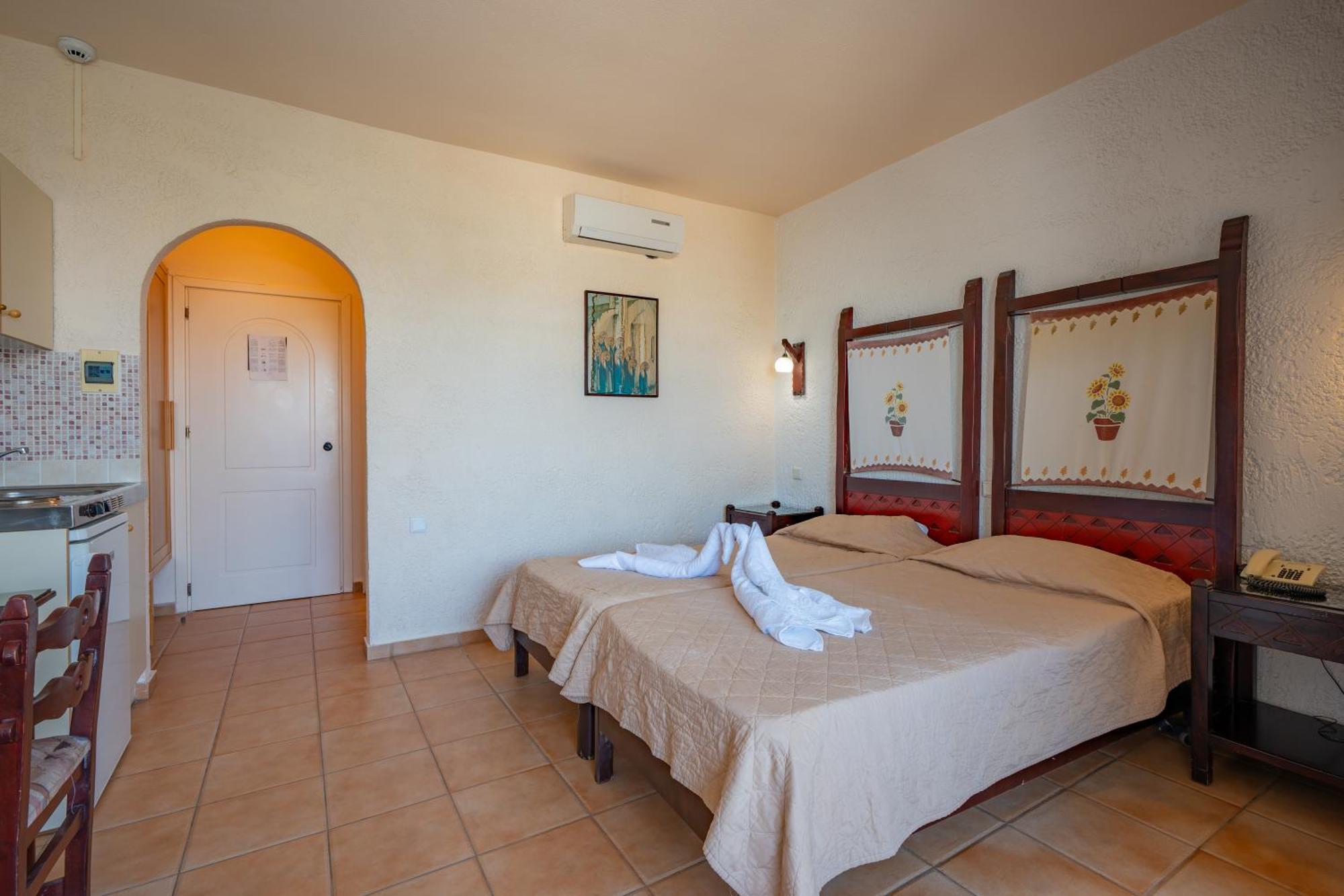 Lefkoniko Beach & Icarus Suite Apts Rethymno  Екстер'єр фото