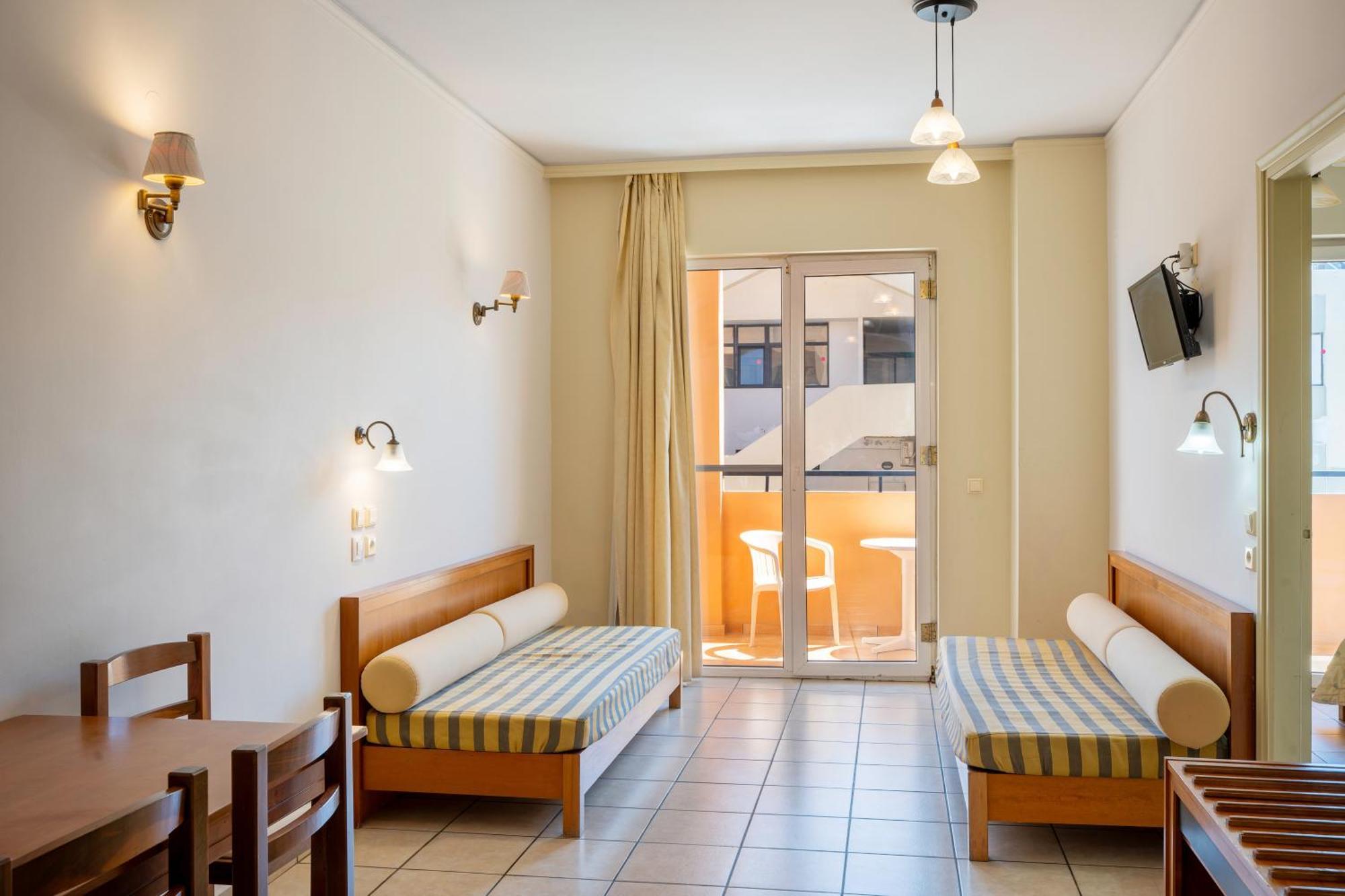 Lefkoniko Beach & Icarus Suite Apts Rethymno  Екстер'єр фото